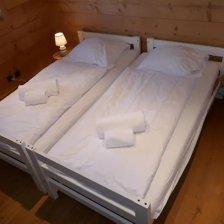 Haute Sleeps 10 Wifi 南达